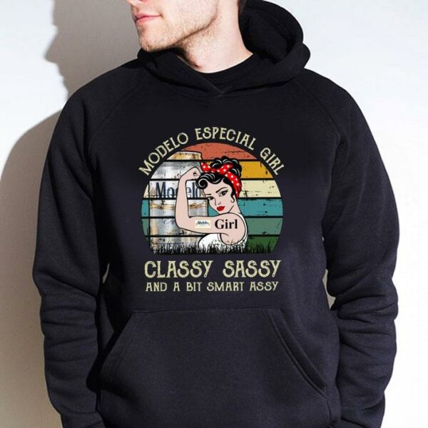 Official Modelo Especial Girl Classy Sassy And A Bit Smart Assy Matching Couples Drinking Drunker Half Shirt