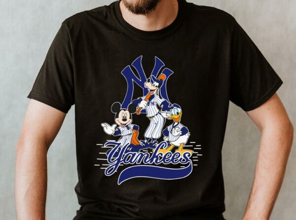 Vintage New York Yankees Mickey Mouse and Friends Shirt