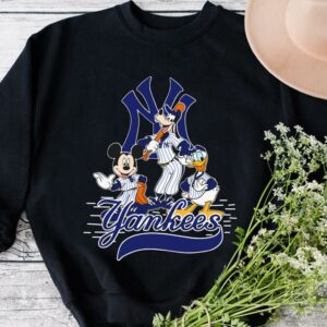 Vintage New York Yankees Mickey Mouse and Friends Shirt 2