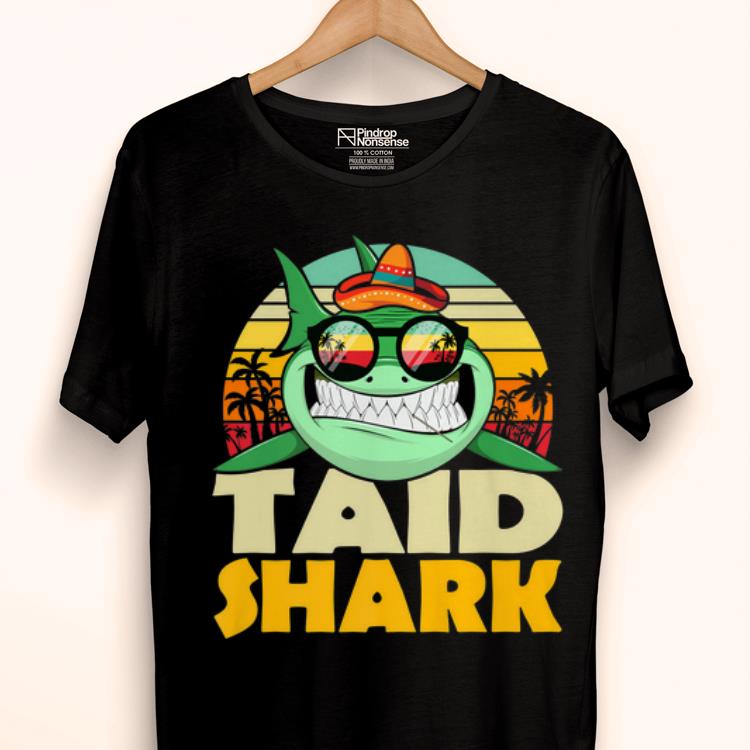 Pretty taid Shark With Sunglass Hawaii Vintage shirt