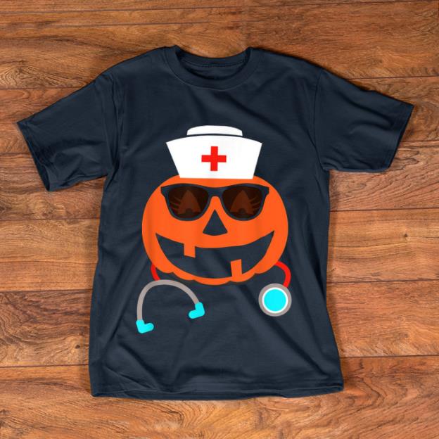 Beautiful Nurse Halloween Jackolantern Pumpkin Eyelashes Smiling Face shirt