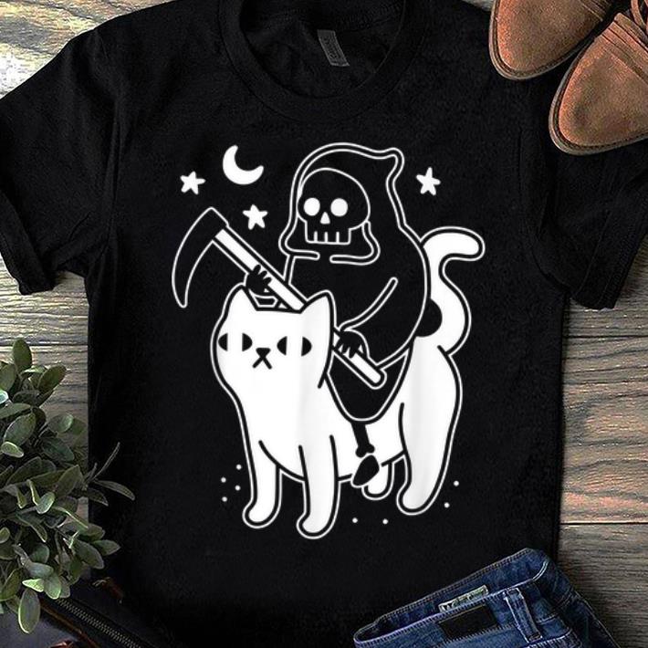 Pretty Death Rides A Black Cat Funny Halloween Costume Scary shirt