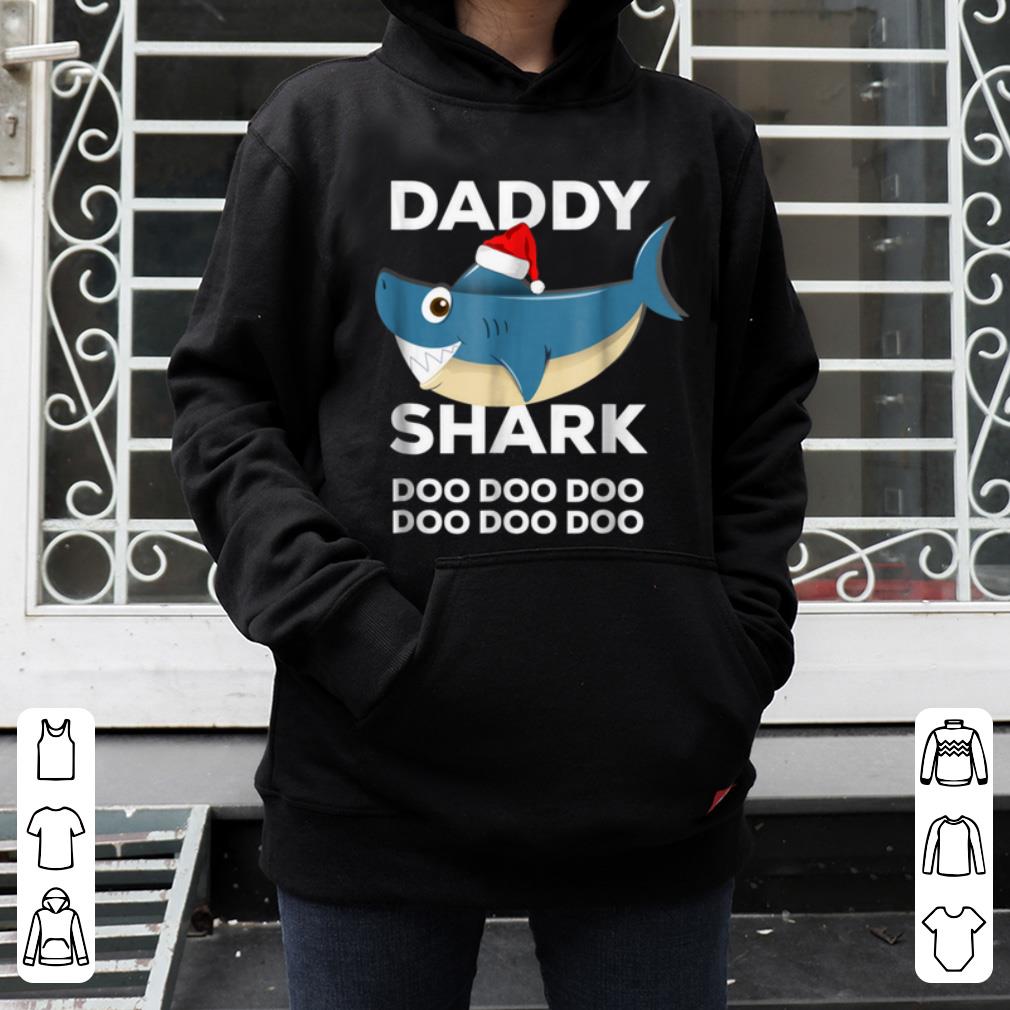 Hot Mens Daddy Shark Christmas - Matching Family Christmas shirt