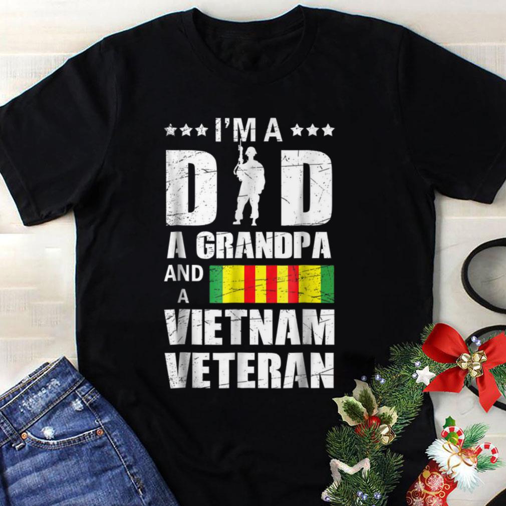 Awesome Father day I'm A Dad A Grandpa And A Vietnam Veteran shirt
