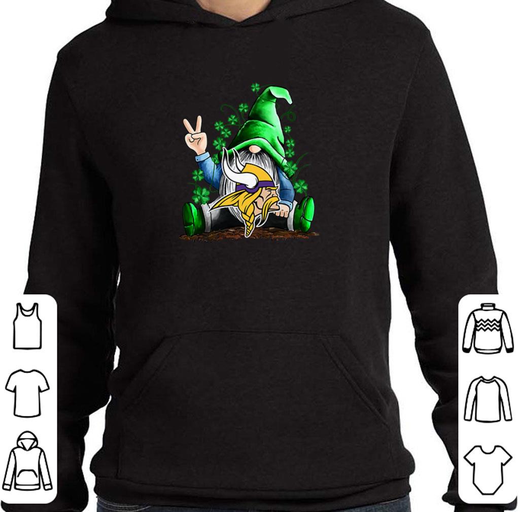 Nice Gnomes Lucky St Patrick’s day hug minnesota vikings shirt