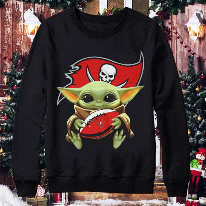 Tom Brady Star Wars Baby Yoda hug Tampa Bay Buccaneers shirt