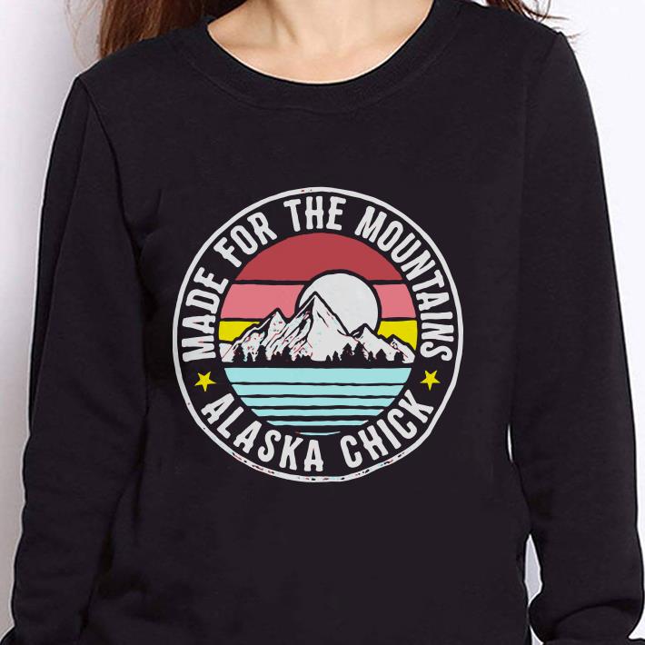 https://cdn.gifteeshirt.com/teesporting/2018/12/Mountains-Alaska-chick-shirt_4.jpg