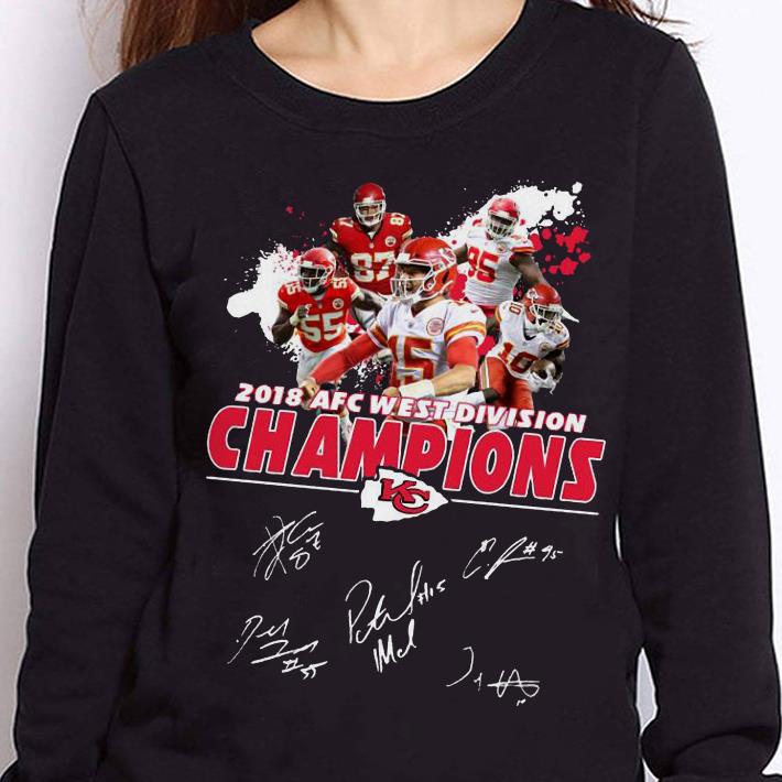 https://cdn.gifteeshirt.com/teesporting/2019/01/West-division-Champions-signature-Kansas-City-Chiefs-2018-AFC-shirt_4.jpg