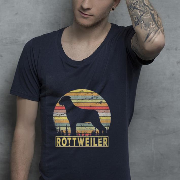 https://cdn.gifteeshirt.com/teesporting/2019/02/Rottweiler-Retro-70s-Vintage-Dog-Lover-shirt_4.jpg