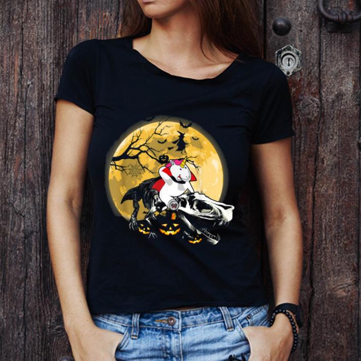 Awesome Unicorn Riding Mummy Unicorn Halloween Costume Funny shirt