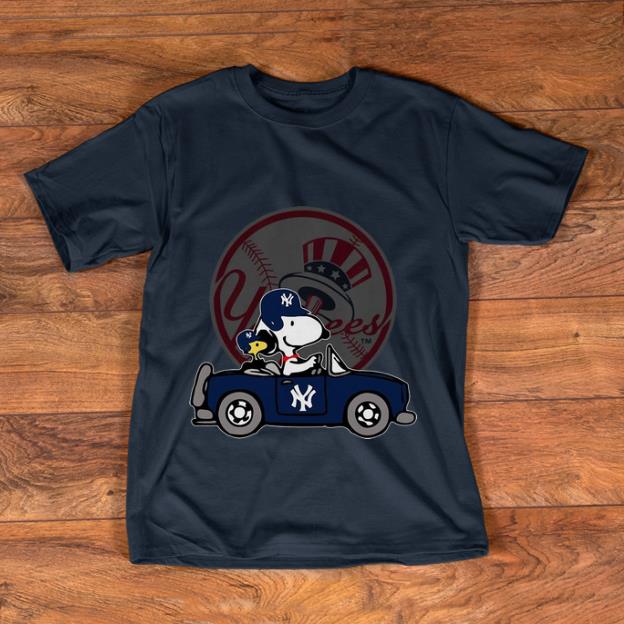 Original New York Yankees MLB Snoopy Diving Beetle shirt