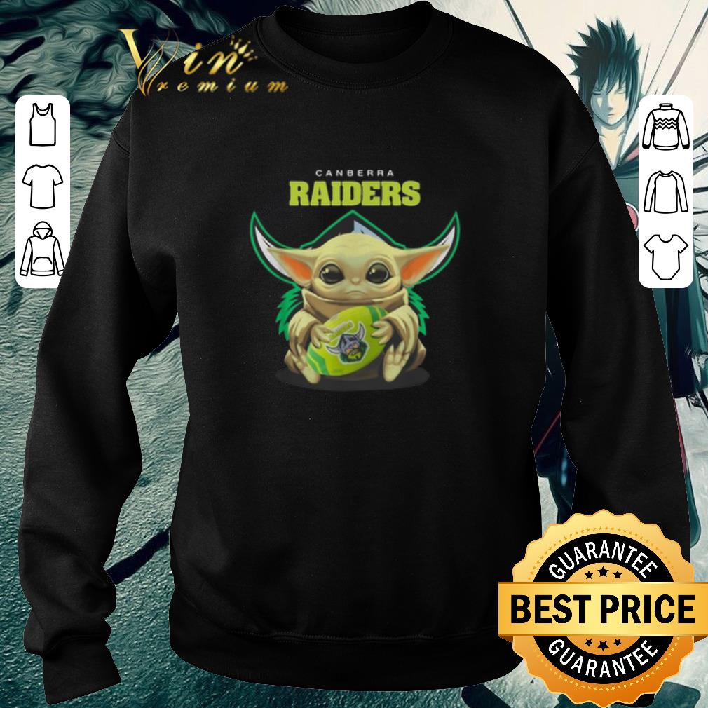 Funny Baby Yoda hug Canberra Raiders Star Wars shirt
