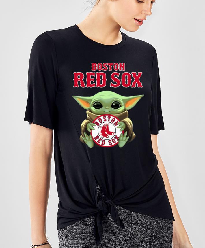 Premium Baby Yoda hug Boston Red Sox shirt