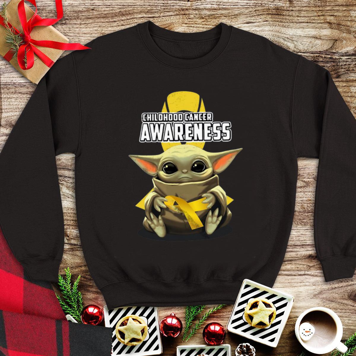 Awesome Baby Yoda Hug Childhood Cancer Awareness shirt