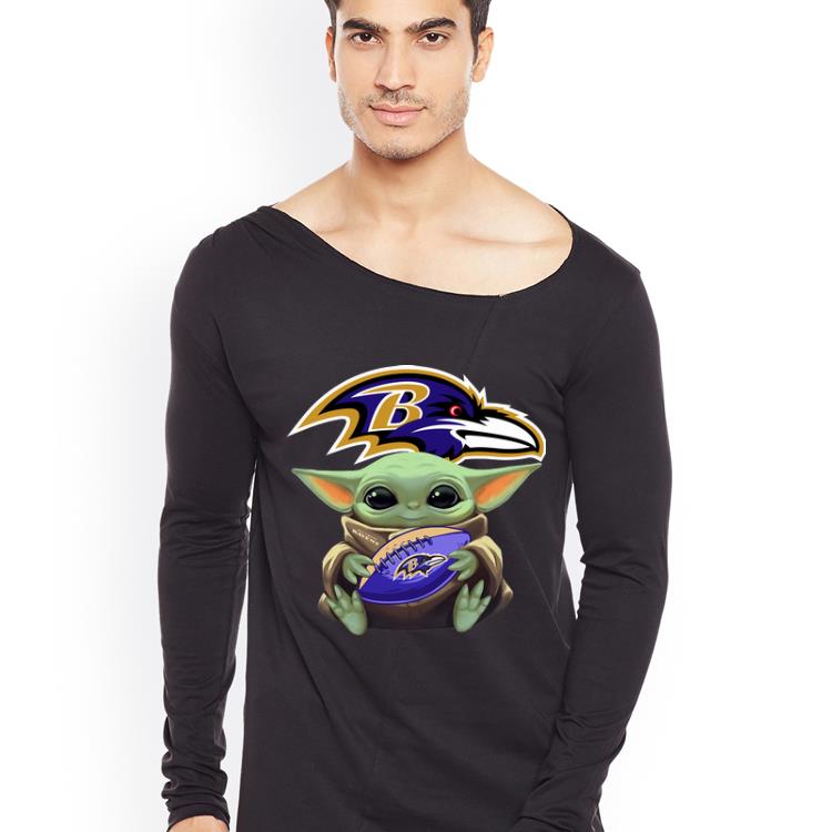 Nice Football Star Wars Baby Yoda Hug Baltimore Ravens shirt