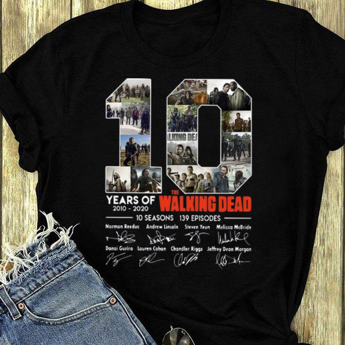 Hot 10 Years Of The Walking Dead 2010-2020 Signatures shirt