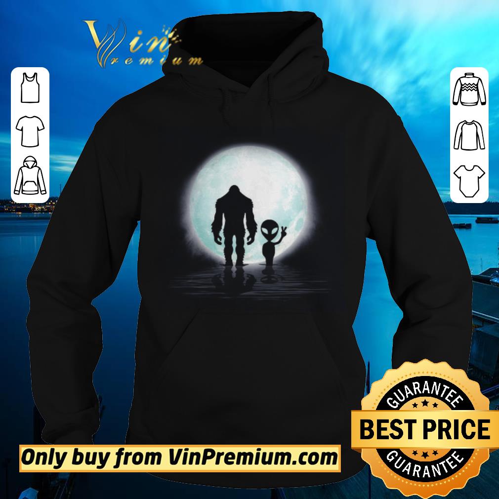 Official Bigfoot And Alien Peace Sign Moon shirt