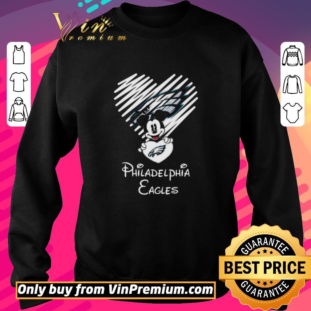Funny Mickey Mouse Hug Heart Philadelphia Eagles Logo shirt