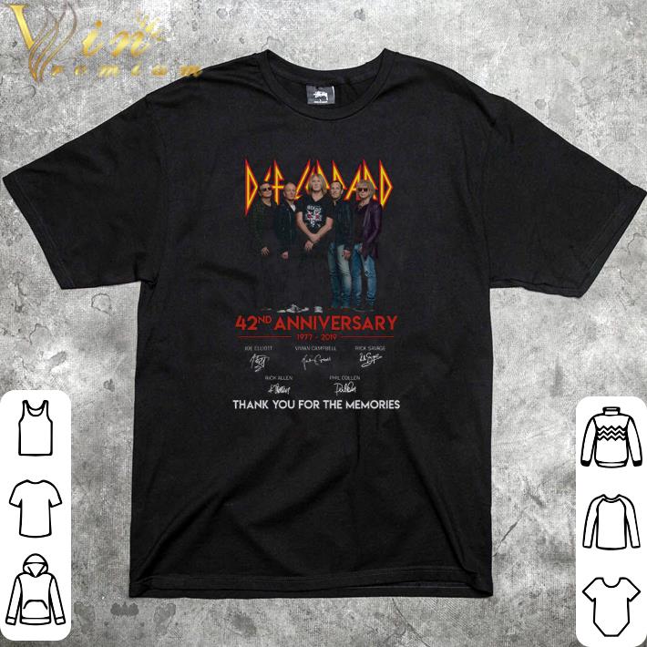 Premium Def Leppard 42nd anniversary 1977-2019 signatures shirt