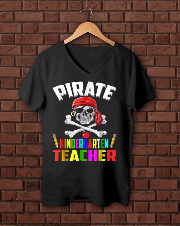 Funny Pirate Kindergarten Teacher Halloween shirt