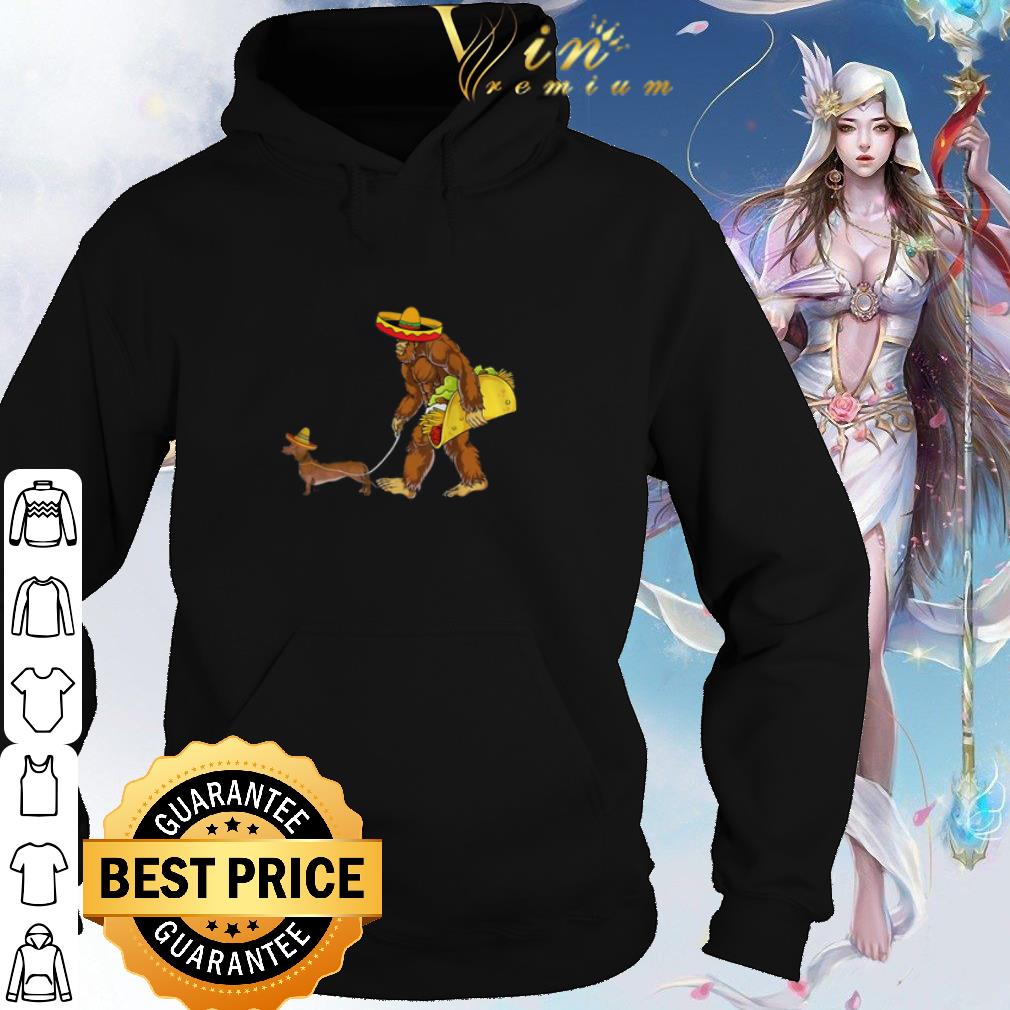 Best Bigfoot hug Tacos and Dachshund Cinco de Mayo shirt