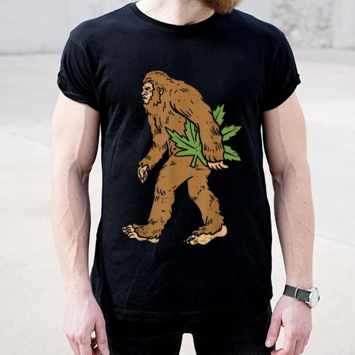 Bigfoot Weed Leaf Cannabis Marijuana 420 Stoner Gift Shirt Bigfoot Weed Leaf Cannabis Marijuana 420 Stoner Gift Shirt 4 - Bigfoot Weed Leaf Cannabis Marijuana 420 Stoner Gift Shirt