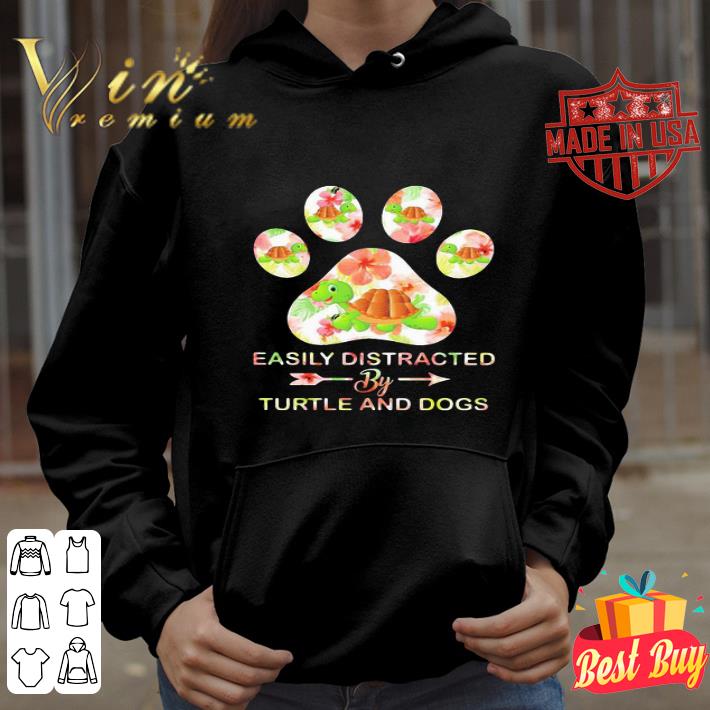 Flower easily distracted by turle and dogs paw shirt