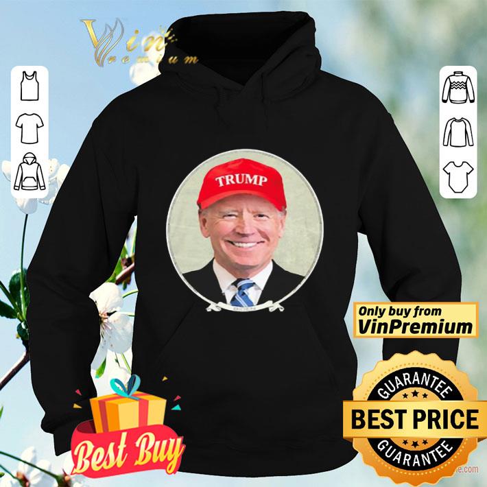 Joe Biden wears Trump cap shirt 9b1d7de3 joe biden wears trump cap shirt 4 - Joe Biden wears Trump cap shirt