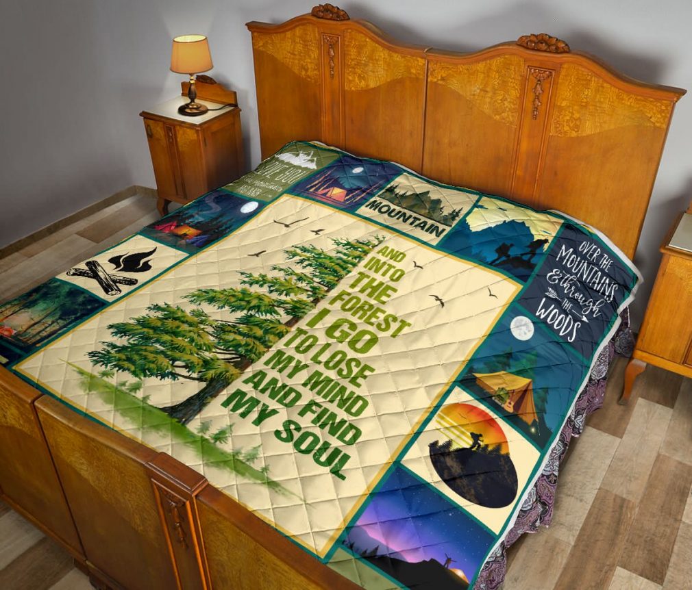 Hiking and into the forest i go to lose my mind quilt blanket