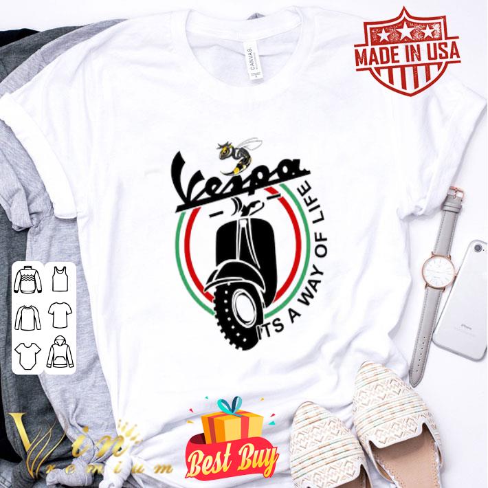 Bee Vespa it’s a way of life shirt