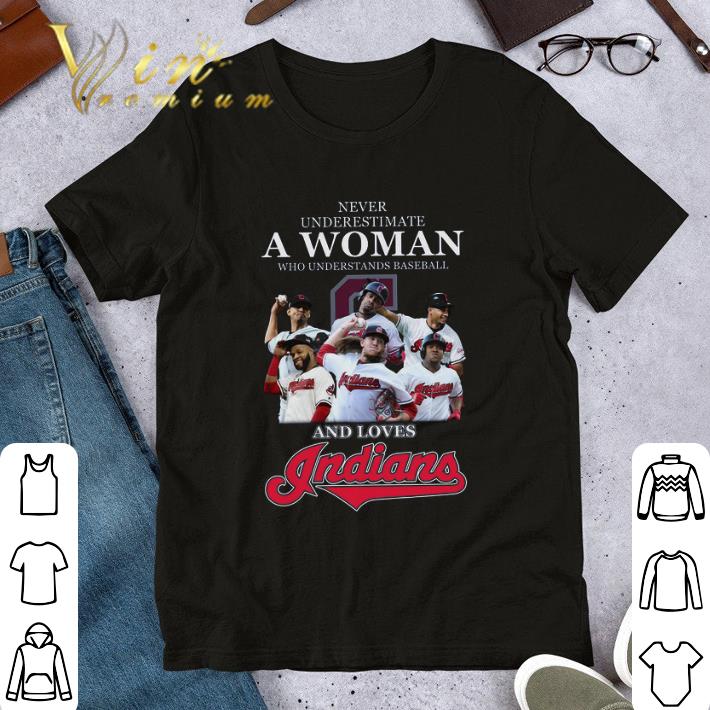 Never underestimate a woman who understand baseball Chicago Cubs shirt 6