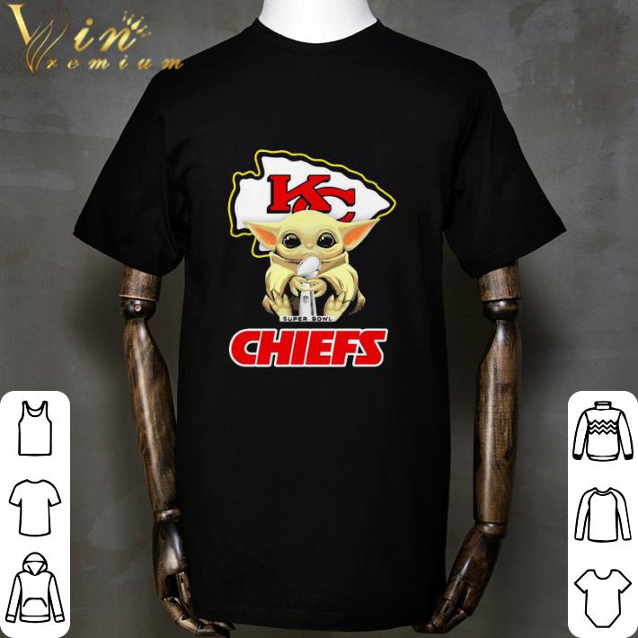 Kansas City Chief Baby Yoda Hug Super Bowl Star Wars shirt Kansas City Chief Baby Yoda Hug Super Bowl Star Wars shirt 2