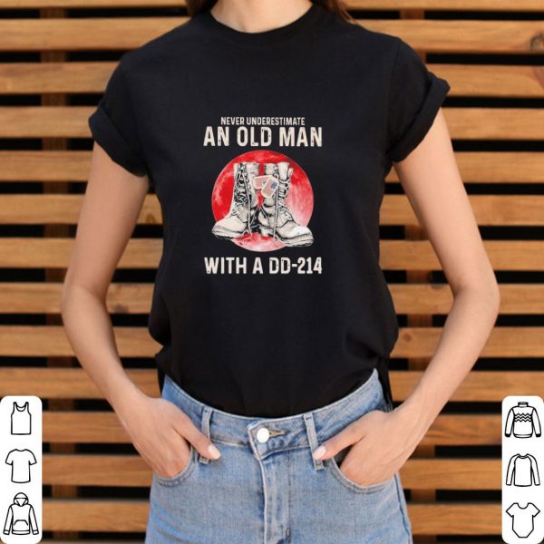 Hot Never underestimate an old man with a dd 214 blood Moon shirt 3
