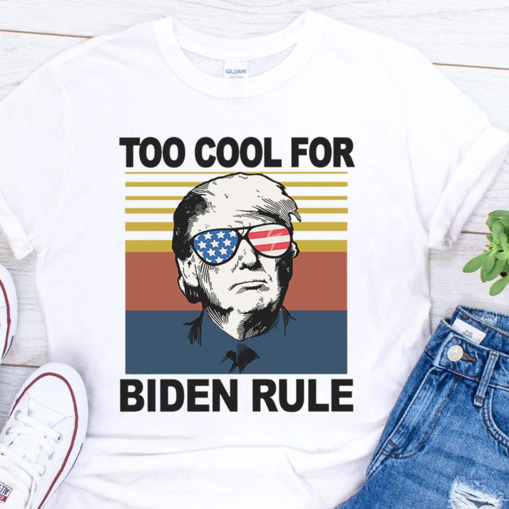Premium The Statue of Liberty Joe Biden Every Time I Pump Gas It Makes Me Want To Slap A Democrat Shirt 9