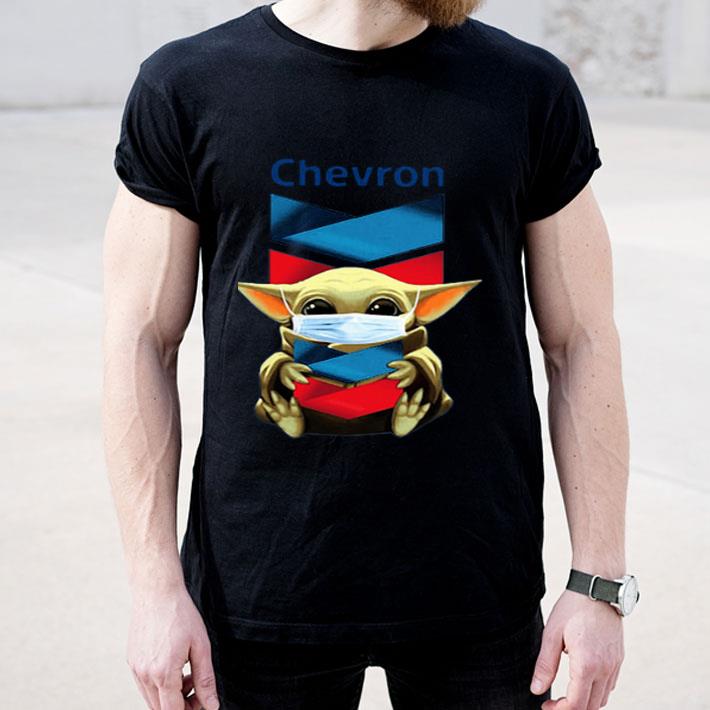 Top Star Wars Baby Yoda Mask Hug Chevron Covid-19 shirt