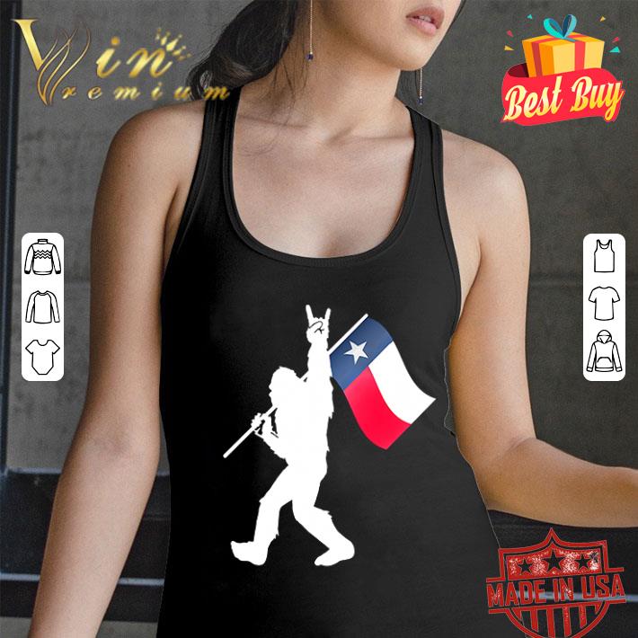 Bigfoot hold Flag of Texas shirt hoodie, sweatshirt, longsleeve tee