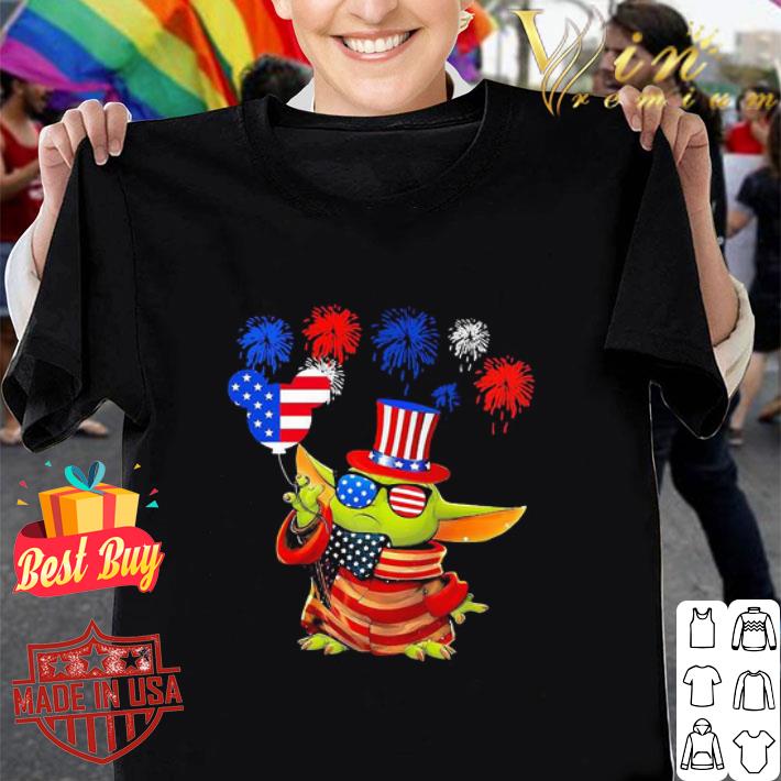 Baby Yoda Holding Balloon American Flag Star Wars shirt