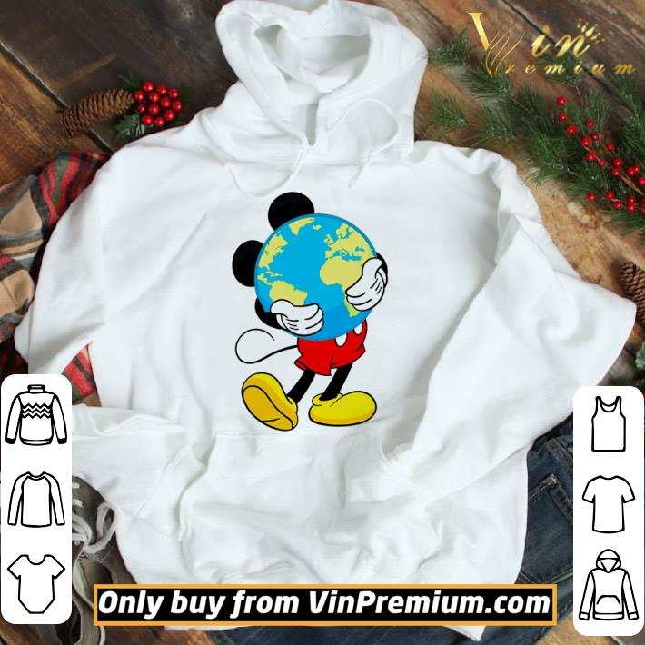 Mickey mouse hug earth shirt
