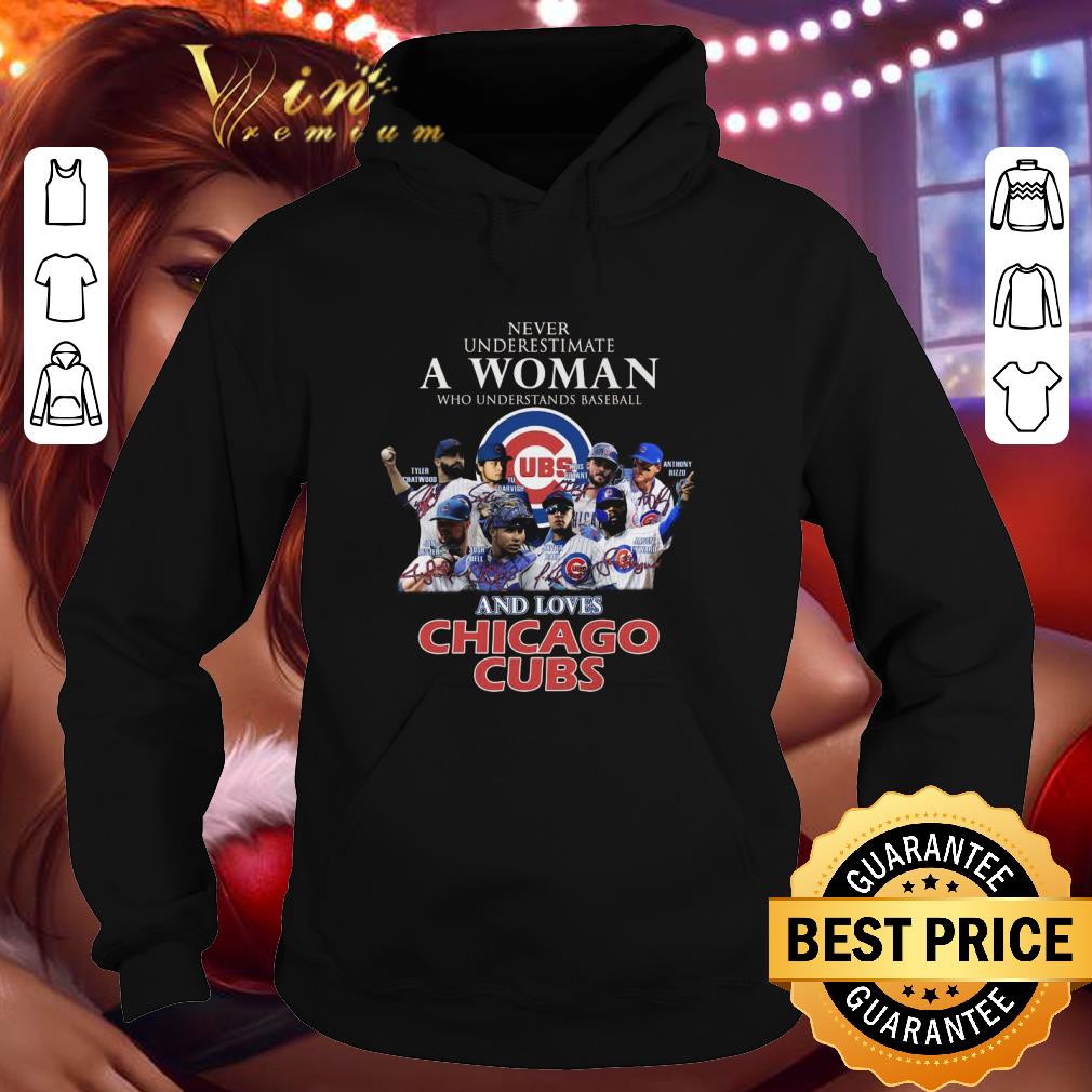 Never underestimate a woman who understands Chicago Cubs signatures shirt