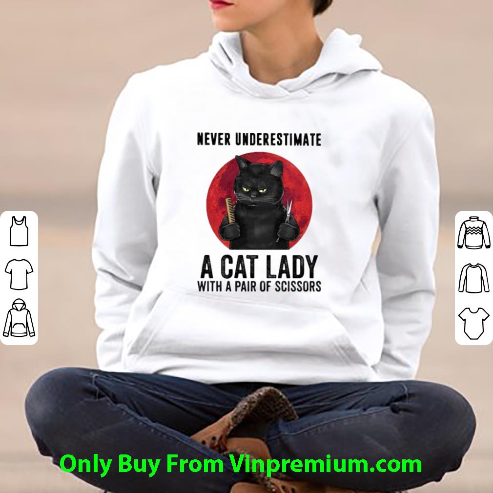 Awesome Black Cat Never Underestimate A Cat Lady With A Pair Of Scissors Sunset shirt