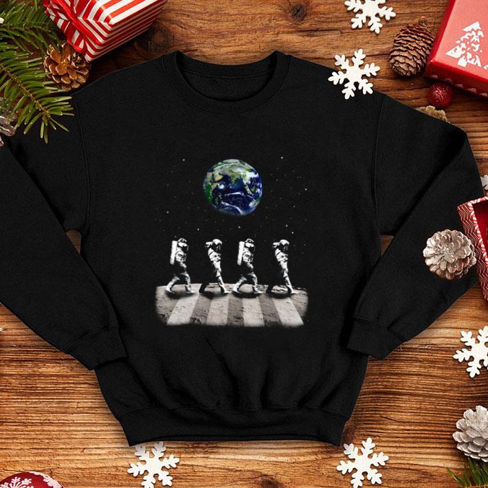 Astronaut Walk On The Moon Abbey Road Earth shirt