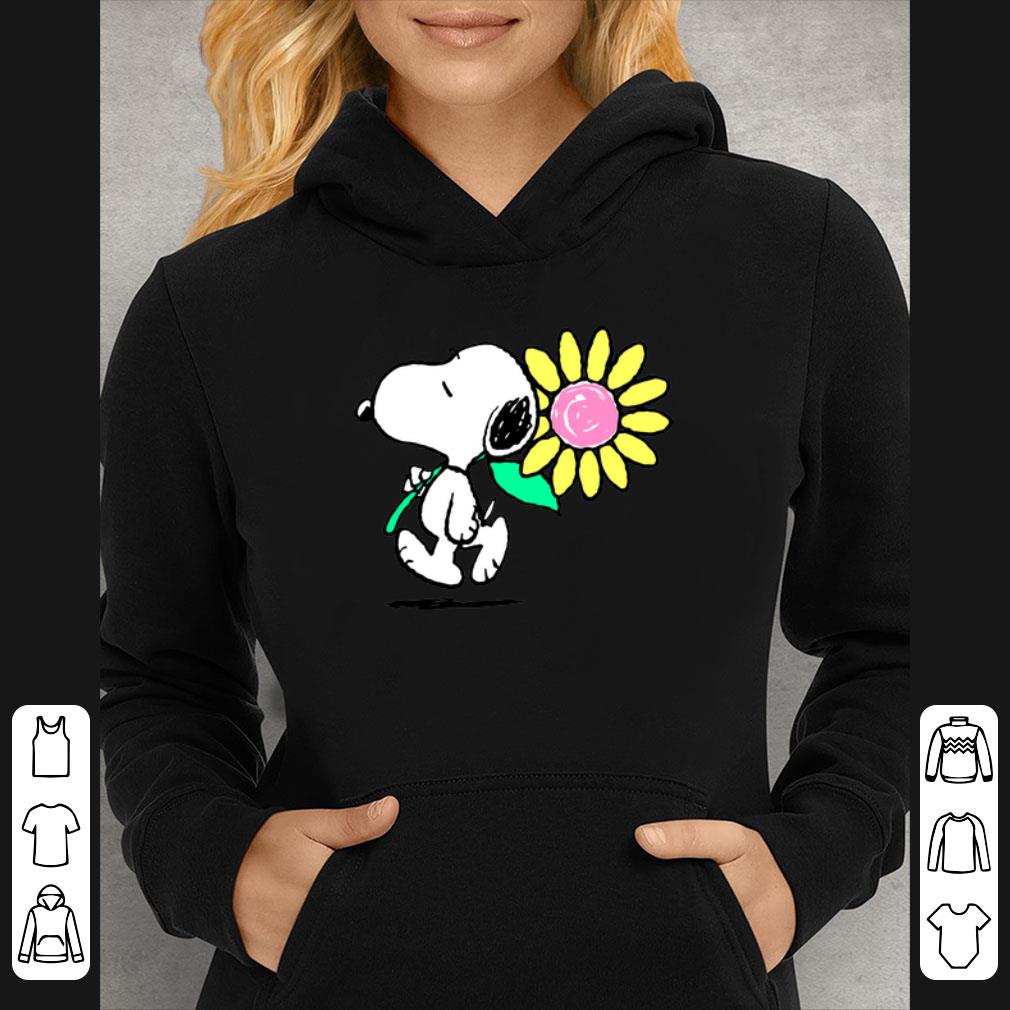 Awesome Peanuts Snoopy pink daisy flower shirt