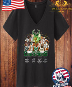 Vintage Buck championship V Neck