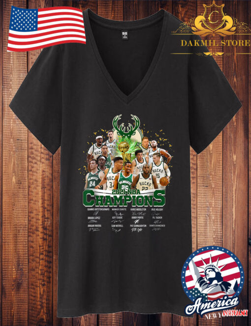 Vintage Buck championship V Neck