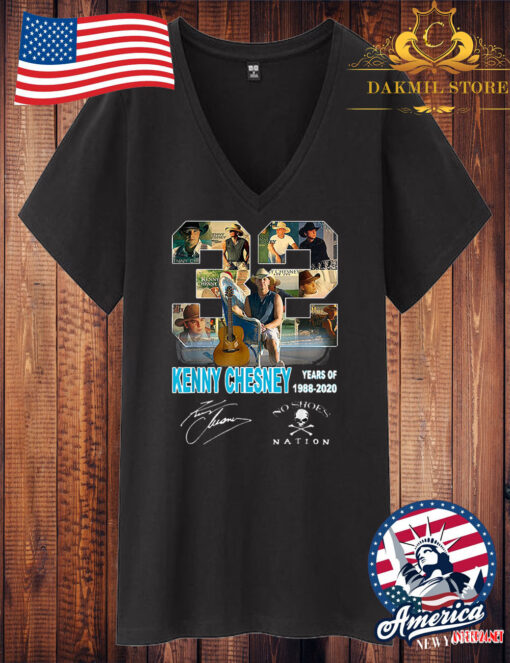 Vintage Kenny Chesneys V Neck