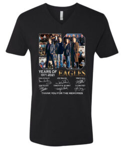 50 Yesr Of 1971-2021 EAGELS Signature Thank You For The Memories V Neck