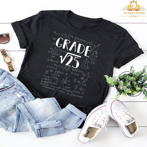 5th Grade Math Square Root Of 25 Back To School T-Shirt