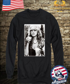 Vintage Stevie Nicks Love Music Retro Flag American Sweatshirt