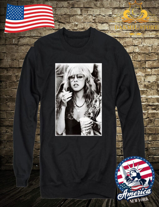 Vintage Stevie Nicks Love Music Retro Flag American Sweatshirt