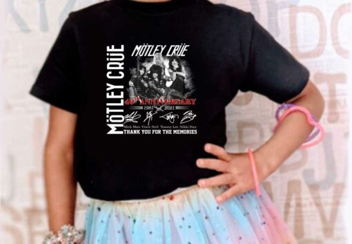 Motley Crue Signatures shirt, Thank You Memories Motley Crue 40th Anniversary 1981 2021 Shirt 4